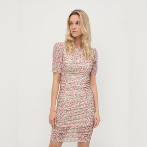 NEW NWT VILA Clothes Vivolette Mesh Pink Ditsy Floral Ruched Bodycon Mini Dress